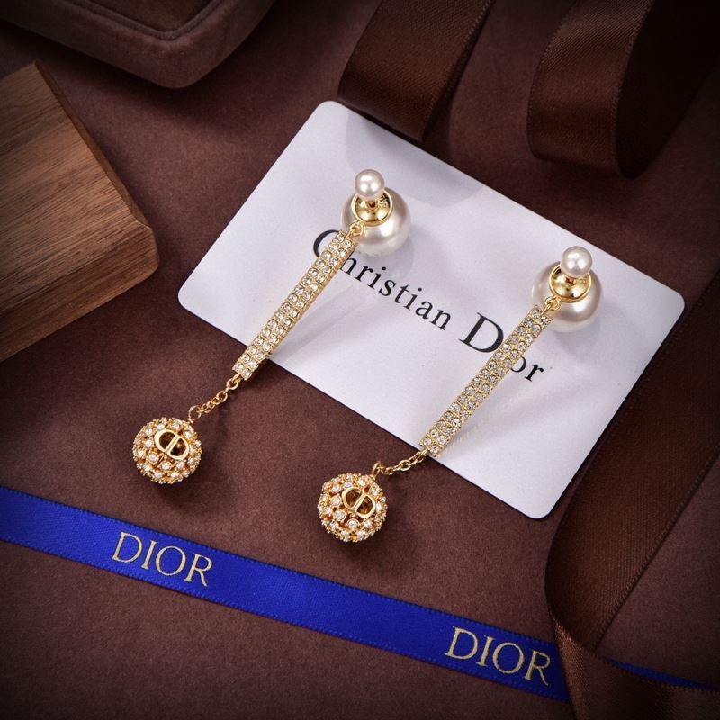 Christian Dior Earrings - Click Image to Close